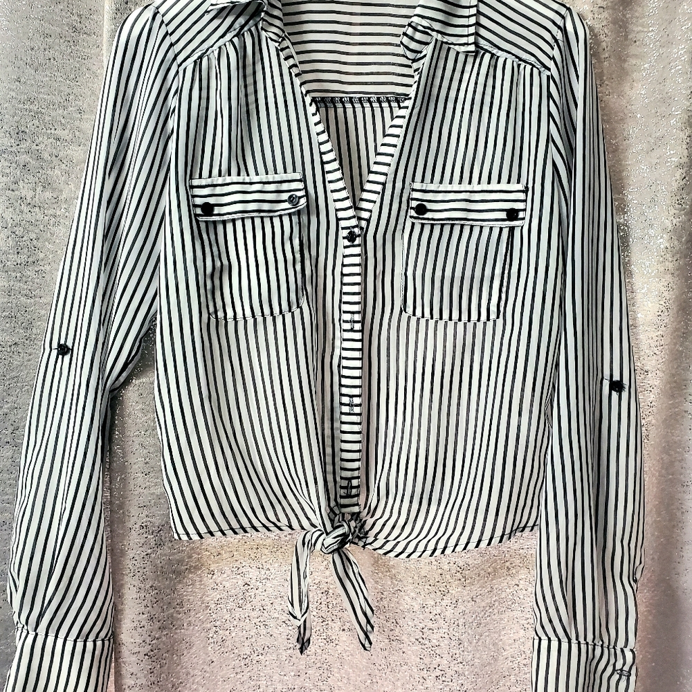 Juniors size large black and white stripped blouse